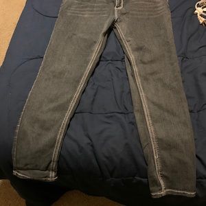 A pair of Jack David women’s jeans